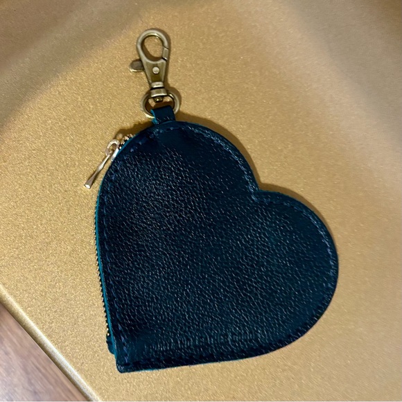 Portland Leather Goods Heart Pouch - Picture 6 of 9